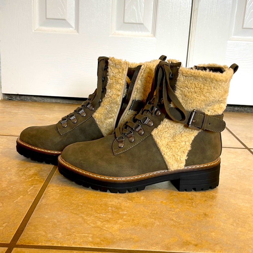 dv by Dolce Vita boots. Size 8.5